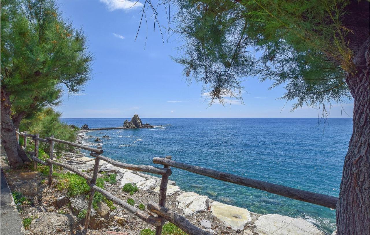 2 Bedroom Stunning Apartment In Moneglia Εξωτερικό φωτογραφία