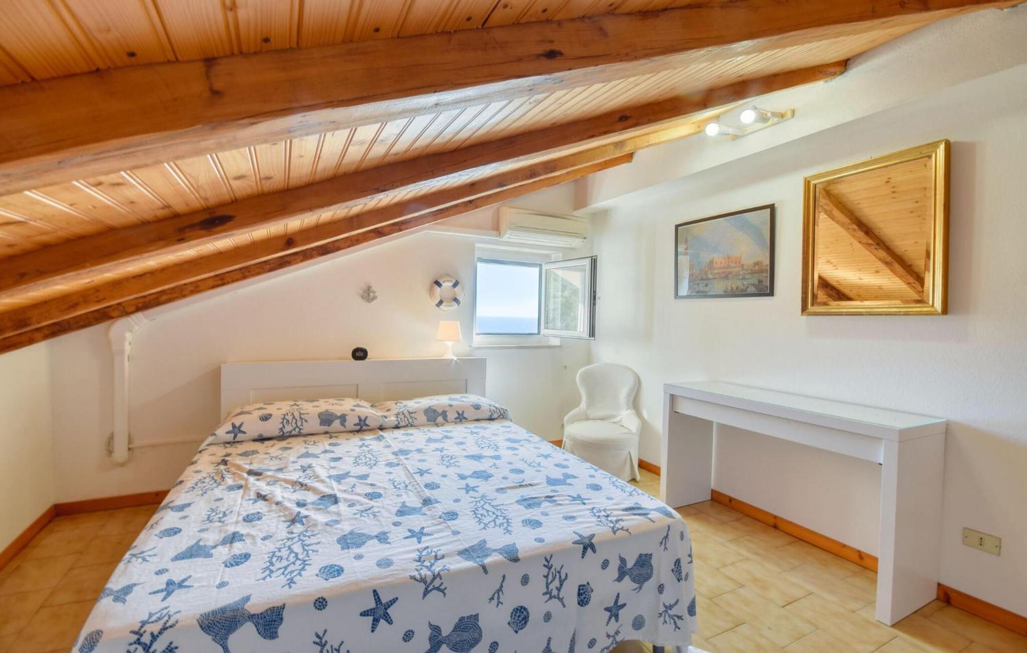 2 Bedroom Stunning Apartment In Moneglia Εξωτερικό φωτογραφία